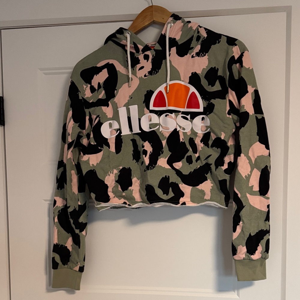 Ellesse Green and Pink Patterned Cropped Hoodie